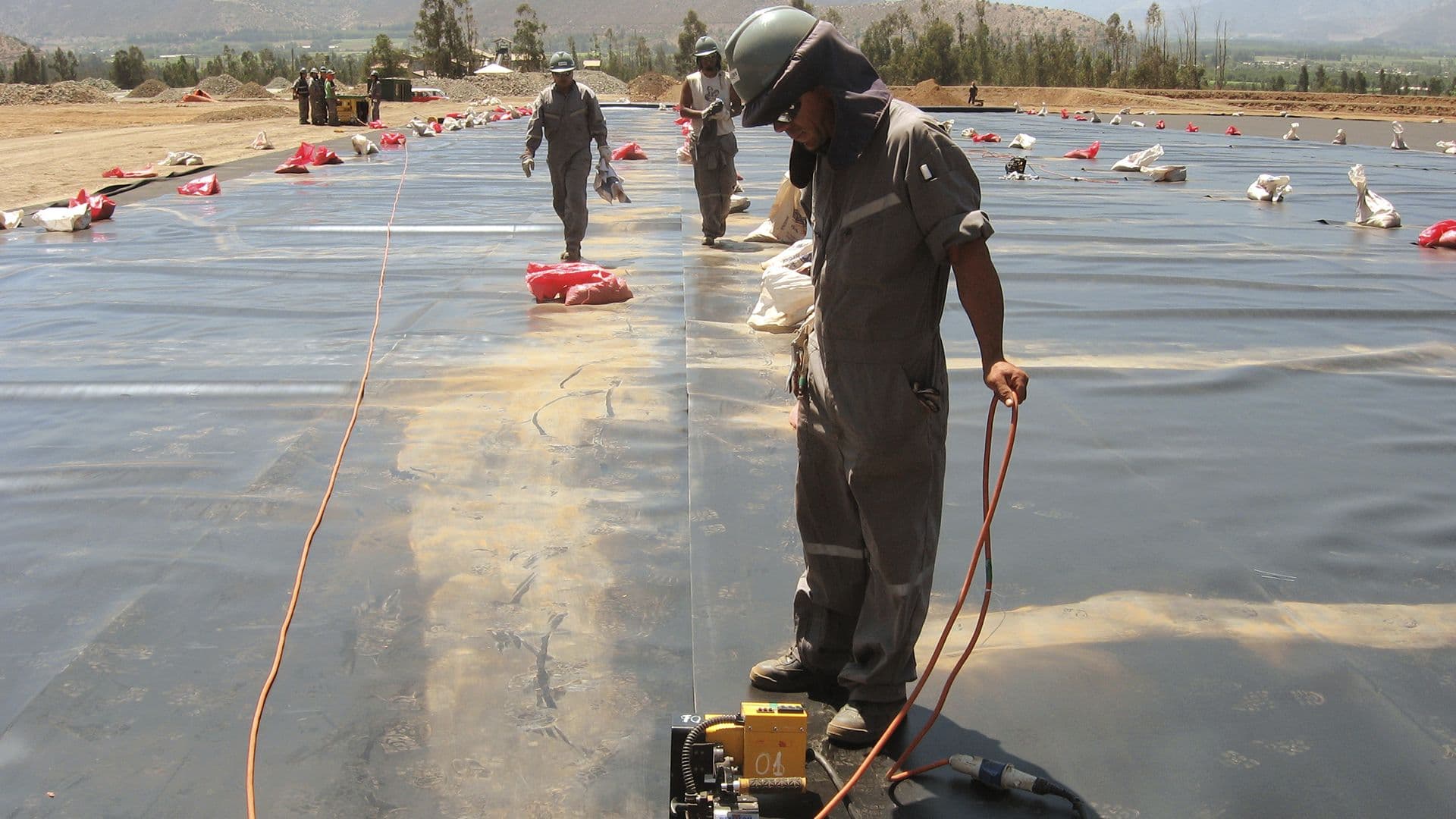 Geomembrana de Polietileno Lineal de Baja Densidad LLDPE